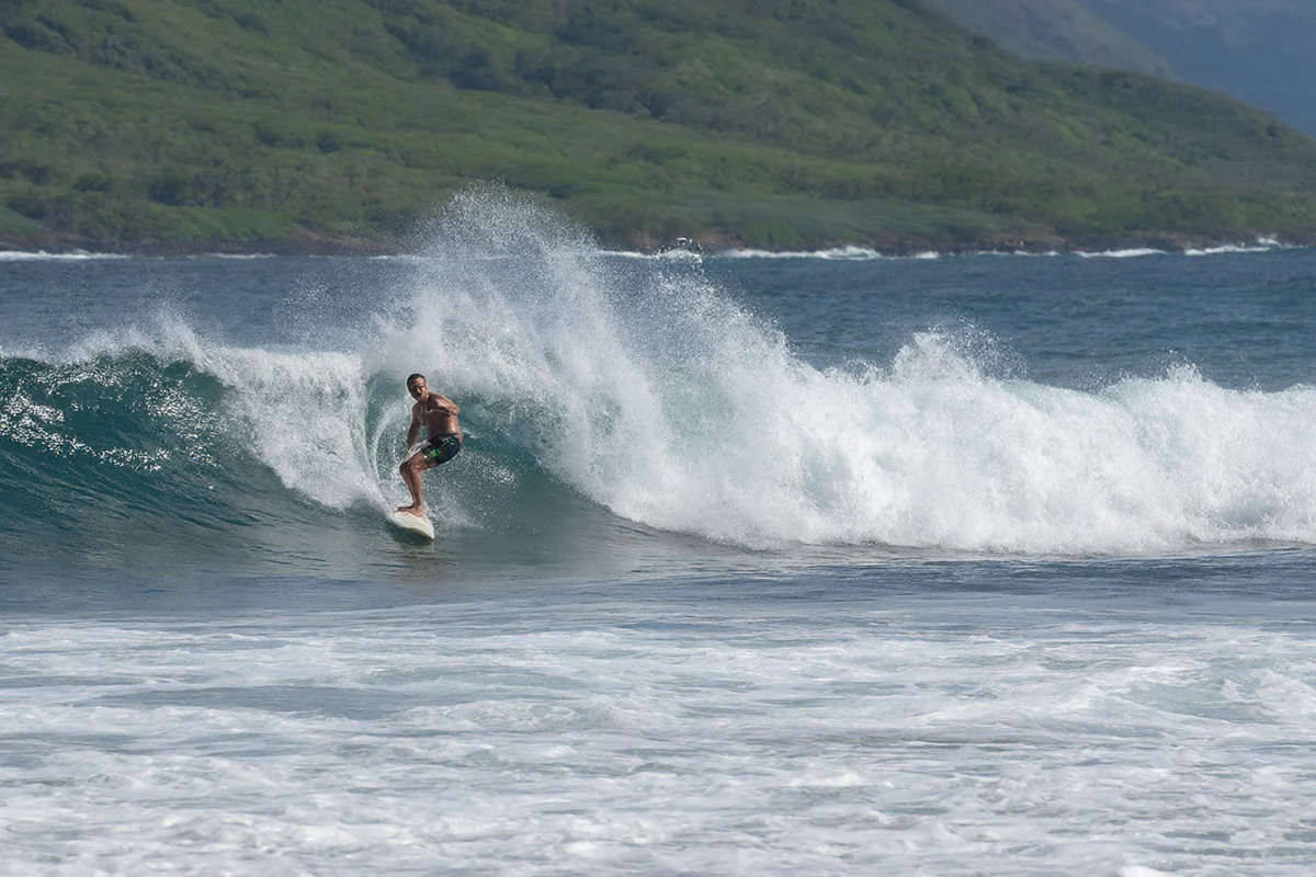 What makes Hawaii famous