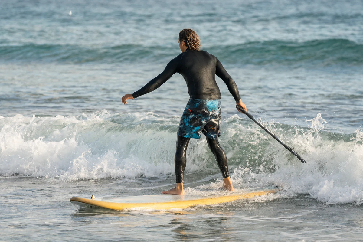 Surf lessons and water sports in Hawaii